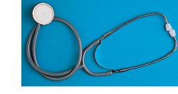 FONENDOSCOPIO LEGGERO PIATTO CON MEMBRABA ARCHETTO BIAURICOLARE PER AUSCULTAZIONE CON MOLLA ESTERNA - Doctor Vinz